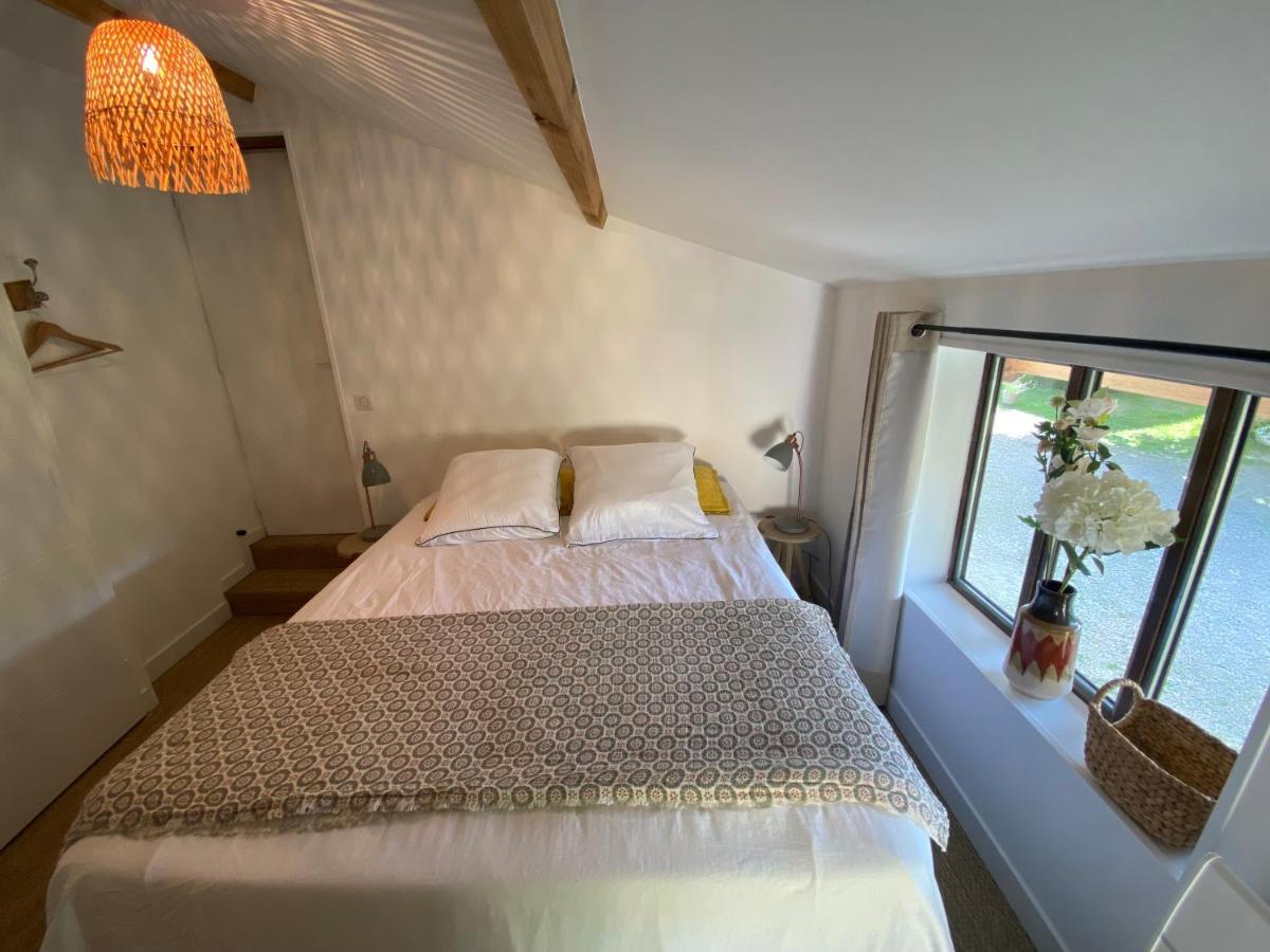 Bed and Breakfast Le Sarment à Grézillac Extérieur photo